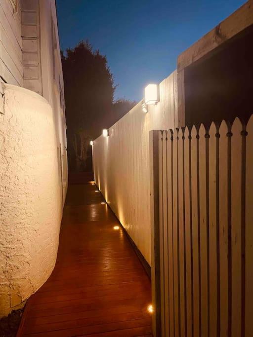 Delightful Little House & Chateau Charme Suite Auckland Ngoại thất bức ảnh